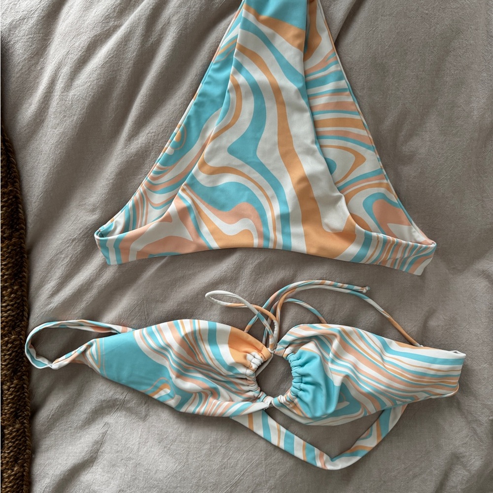 Stylish Swirl Bikini Set in Blue and Orange
